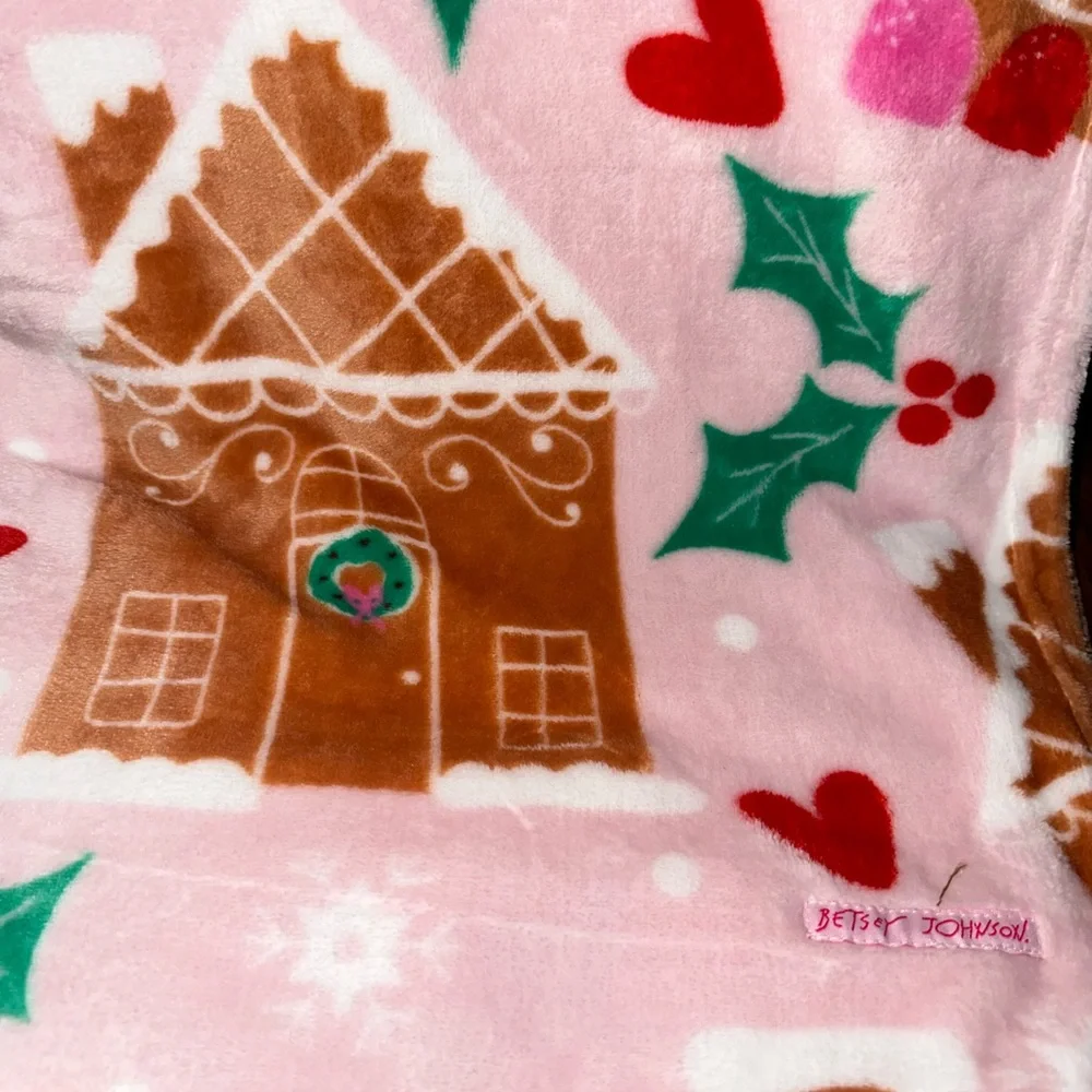 Betsey Johnson Festive Gingerbread House Plush Throw Blanket